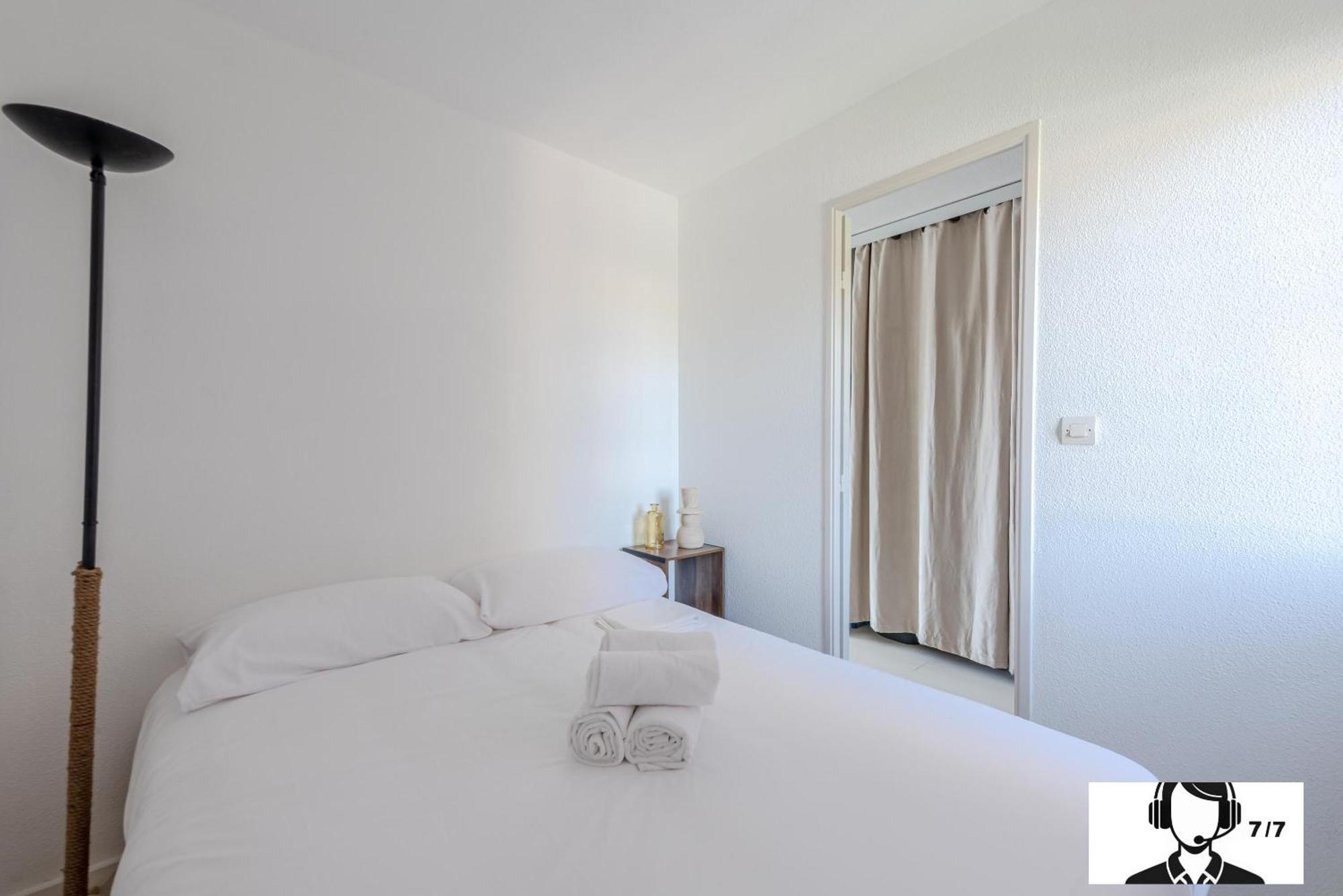L'Athlantis - Cosy With Terrace And Parking Apartment Сен-Киприен Екстериор снимка